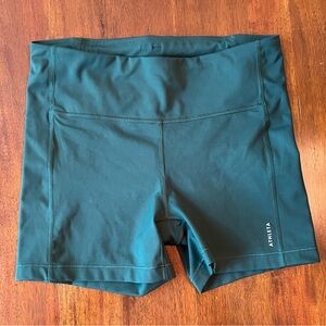 Athleta Ultimate Run Shortie - Dark Green - Size M